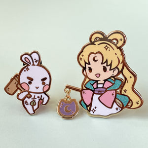 Mid-Autumn Usagi Pin